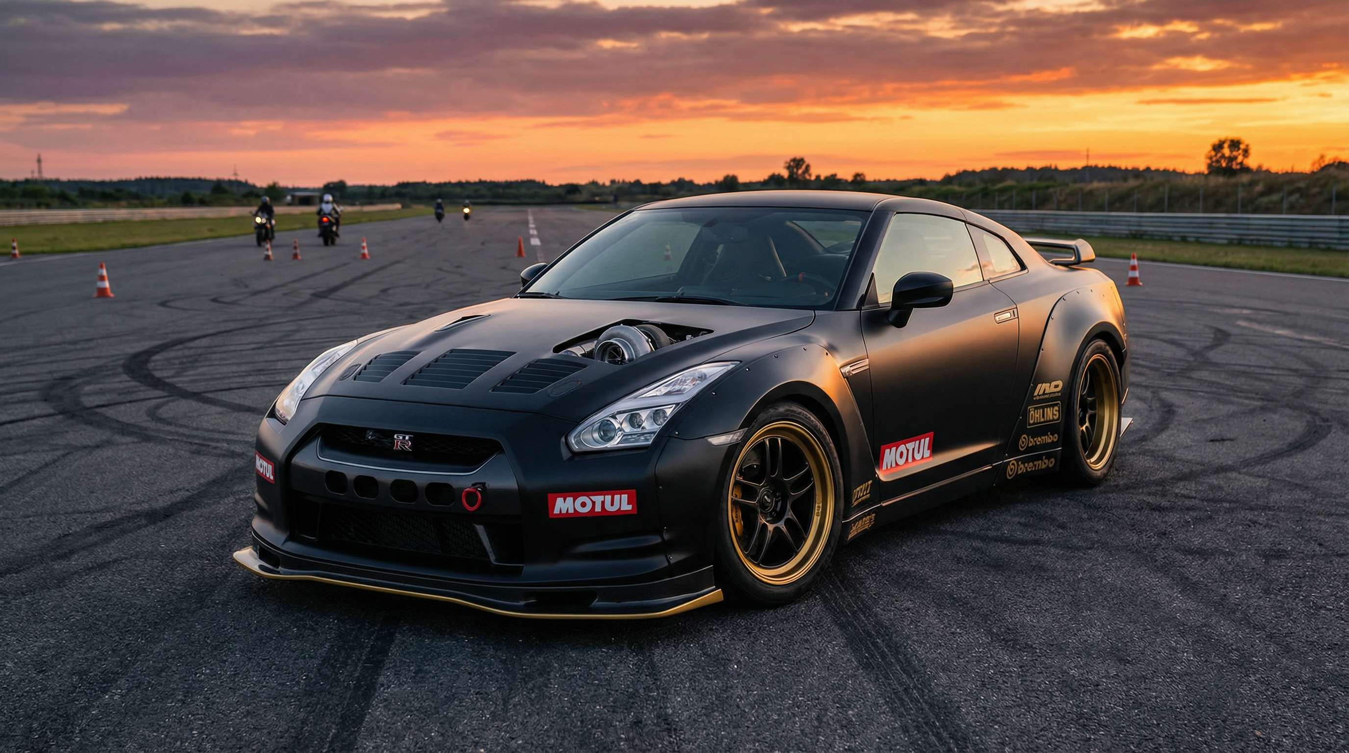 困困兔性能车短视频